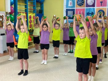 Наши воспитанники готовятся к ГТО.